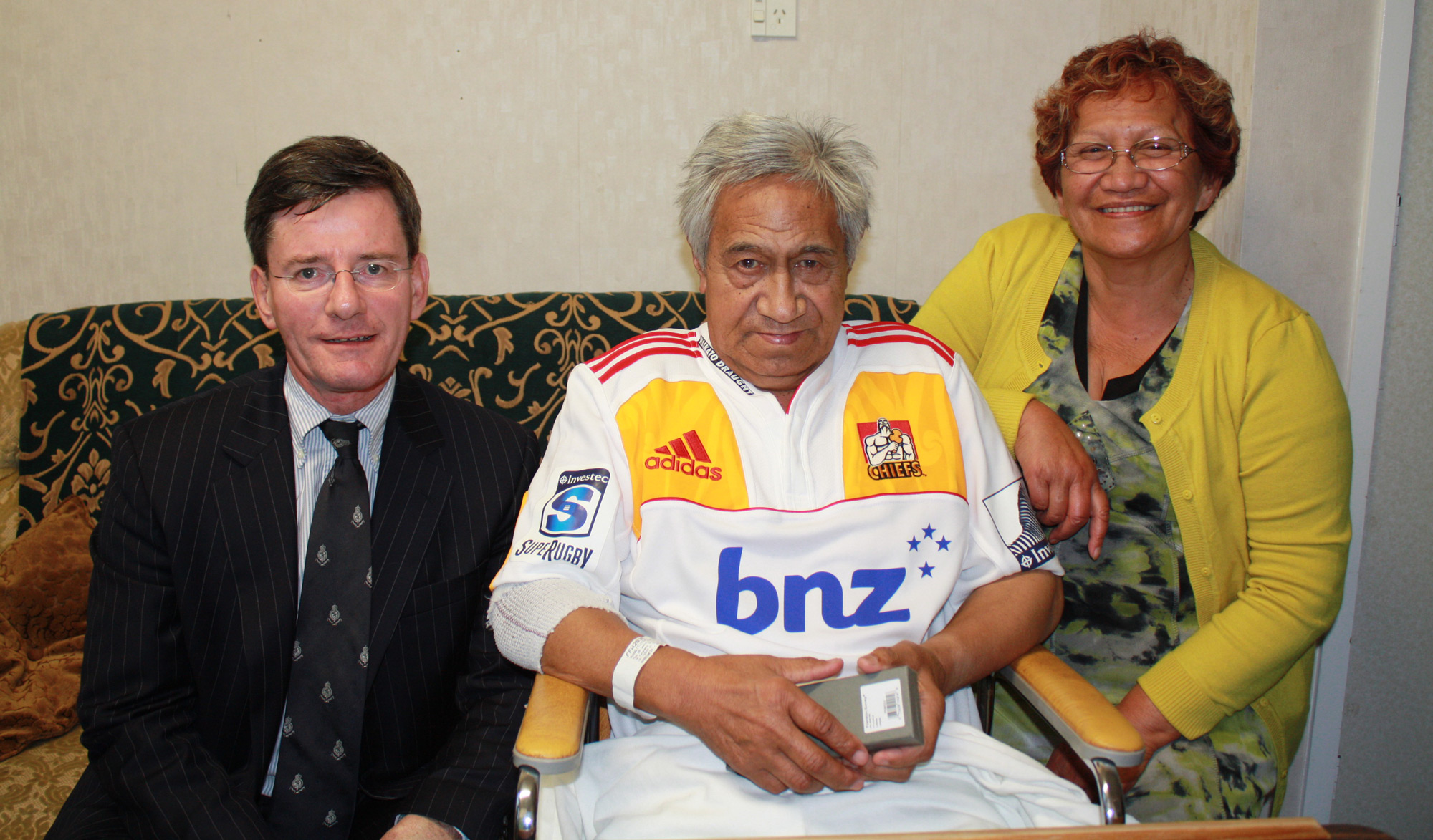 George and Hineiri Rangitutia and Treaty minister Chris Finlayson