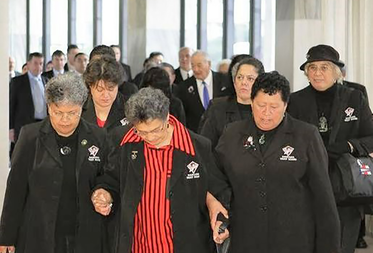raukawa-members-entering-parliament